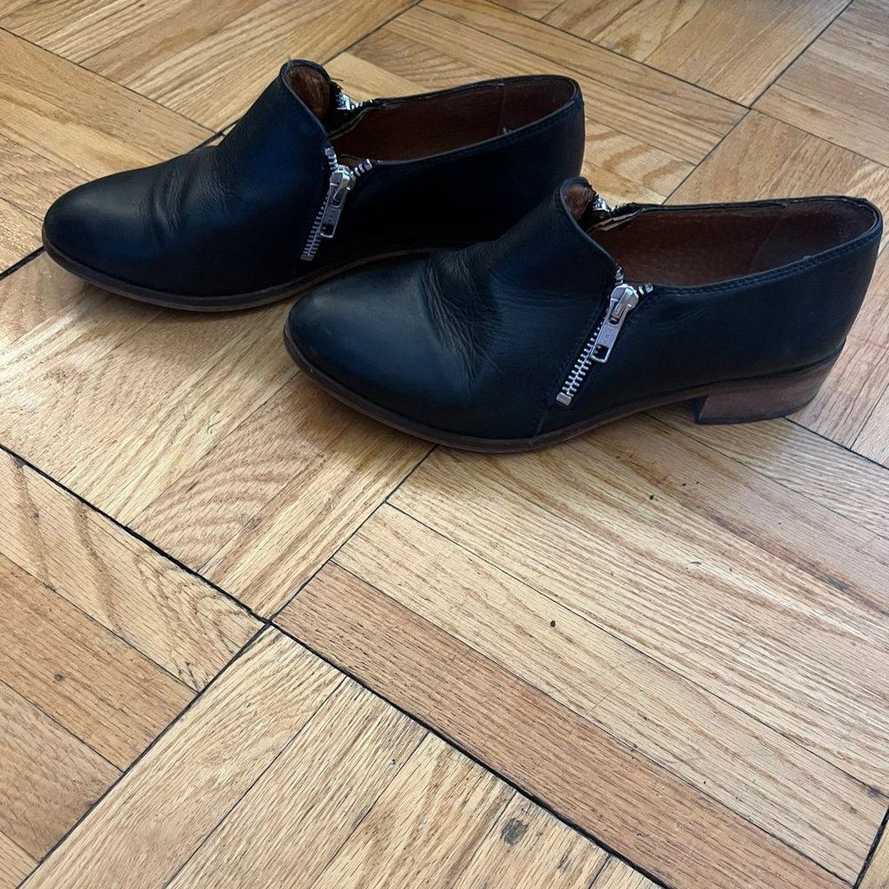 Black Leather Oxford Shoes
